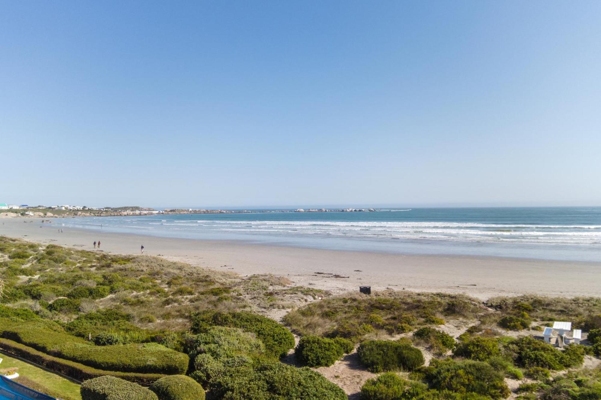 Over The Moon Paternoster Exterior foto