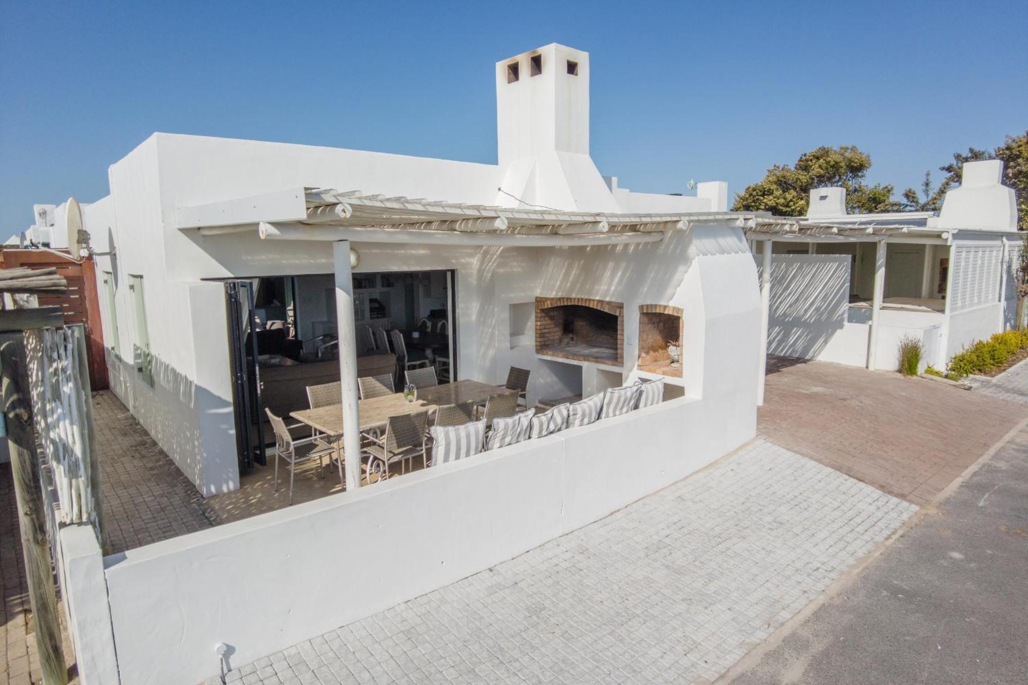 Over The Moon Paternoster Exterior foto